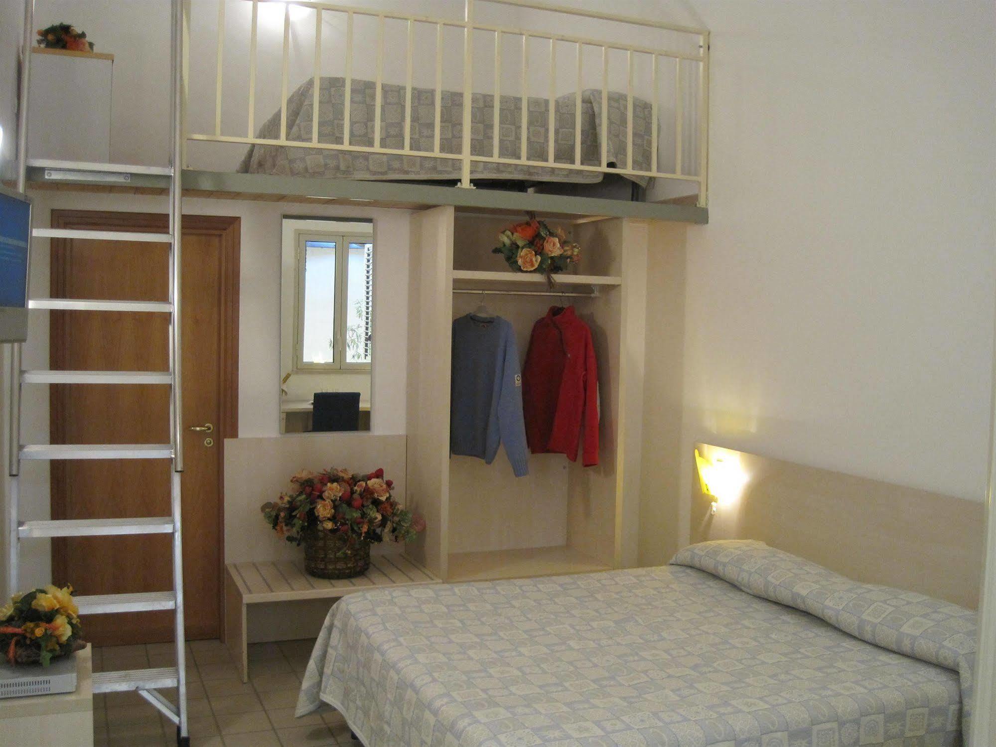Hotel Sirenetta Изола деле Фемине Екстериор снимка